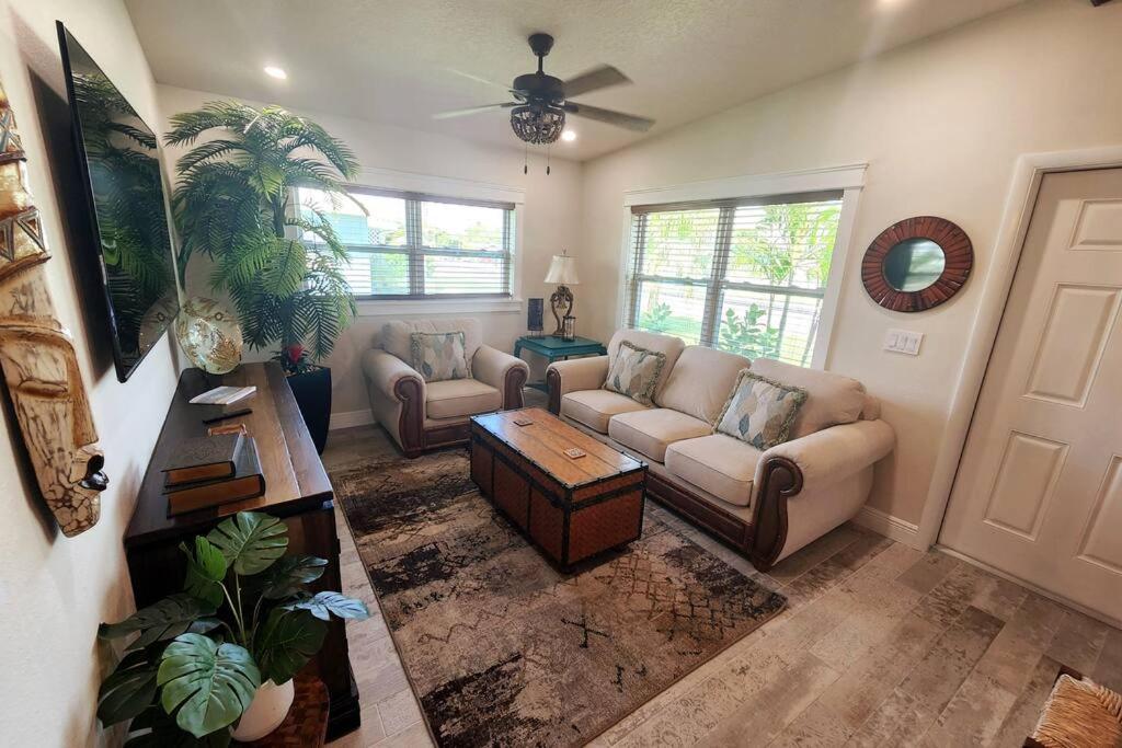Bali Bungalow - Downtown Cocoa Beach Kültér fotó